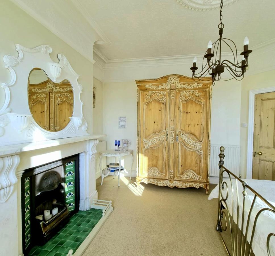 West Hill Retreat Edwardian Balcony Ensuite With Room Served Breakfast & Free Parking Hastings Kültér fotó